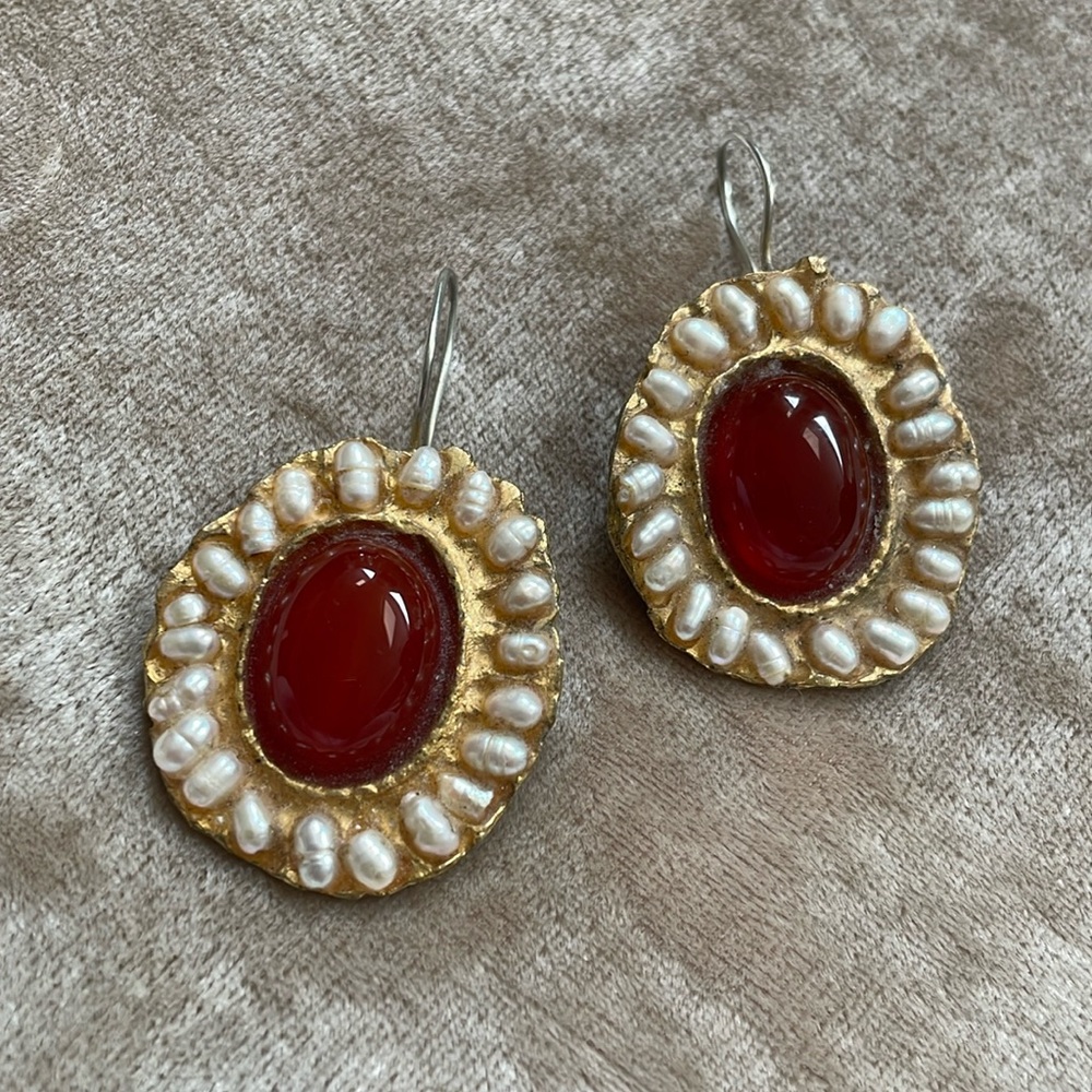 Vintage red stone, pearl and gold earrings